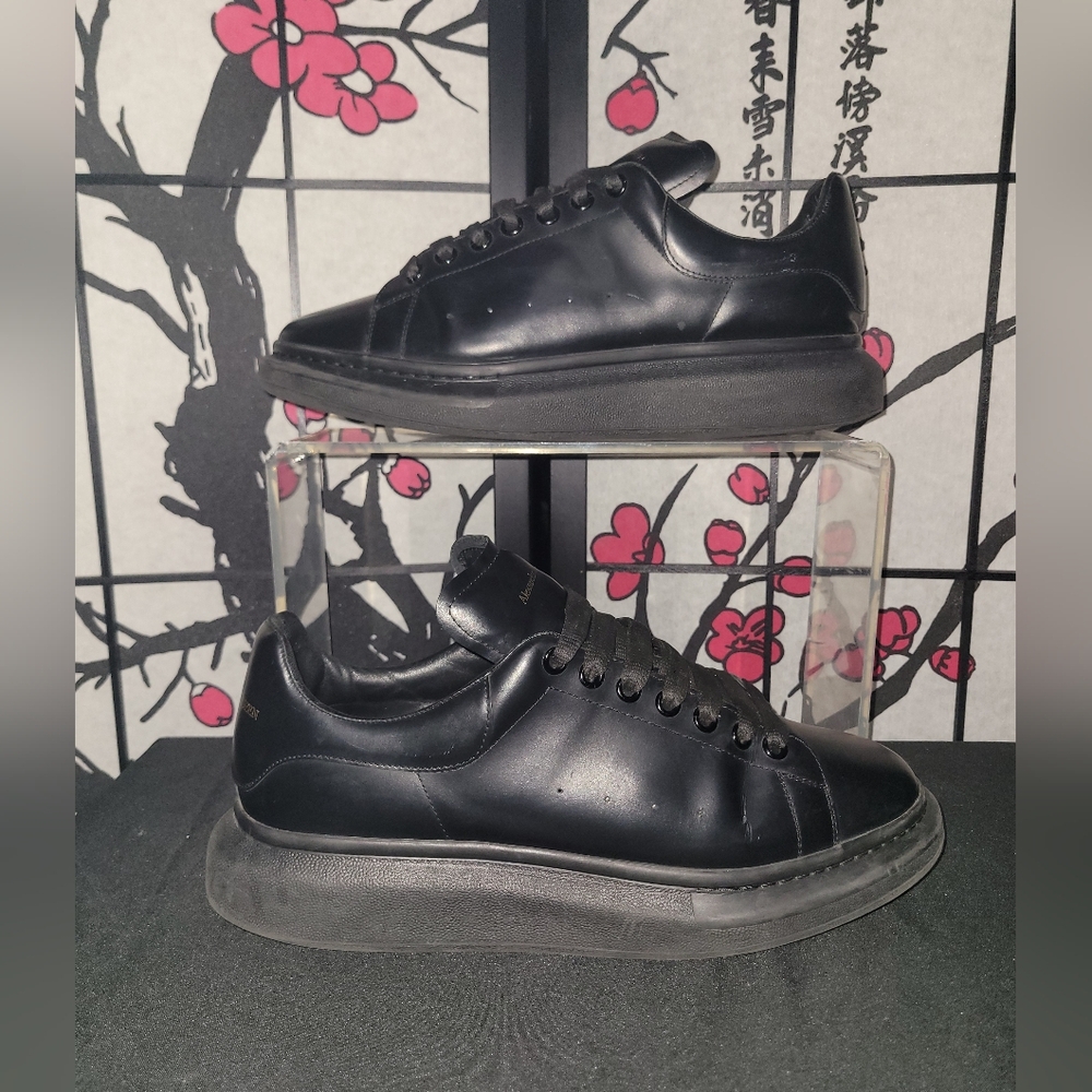 Alexander Mcqueen Mens Oversized Sneakers